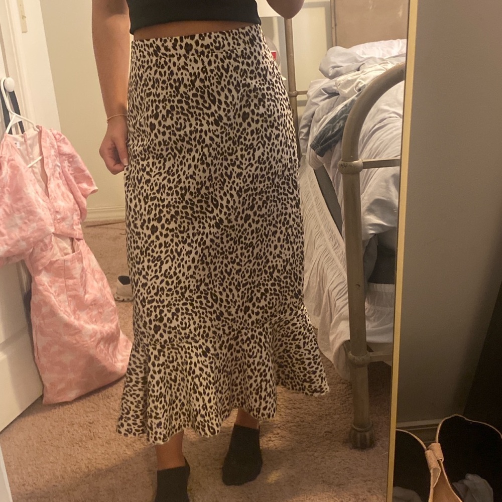 leopard print midi skirt